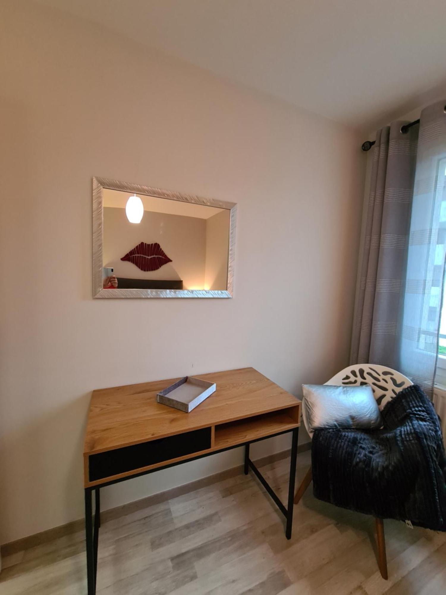 Appartement De Standing Au Centre De シャシウ エクステリア 写真